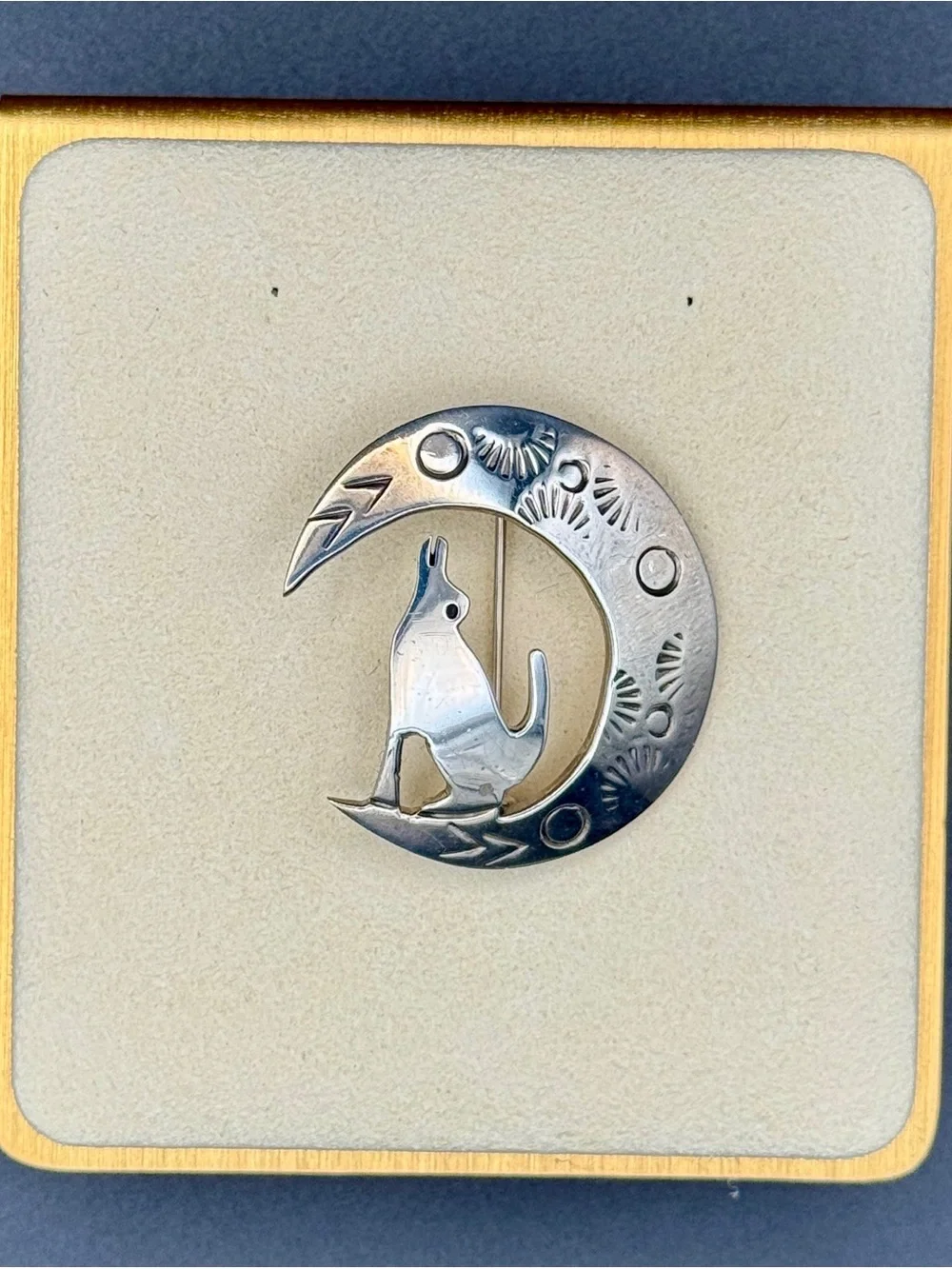 Vintage Taxco Mexico .925 Sterling Silver Wolf Howling at Moon Brooch Pin